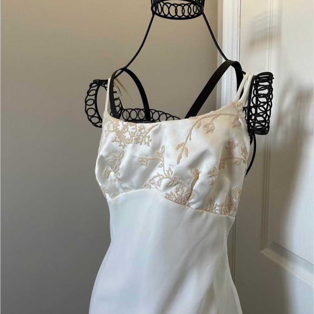Vintage Elegant White Dress with Beading Detail